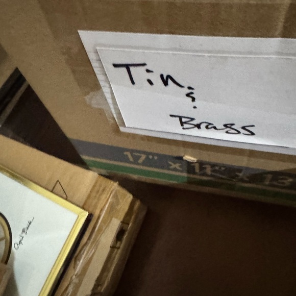 Antique Bronze/Brass Door Knockers BRASS LADY HAND SHAPED DOOR KNOCKER - Picture 10 of 10